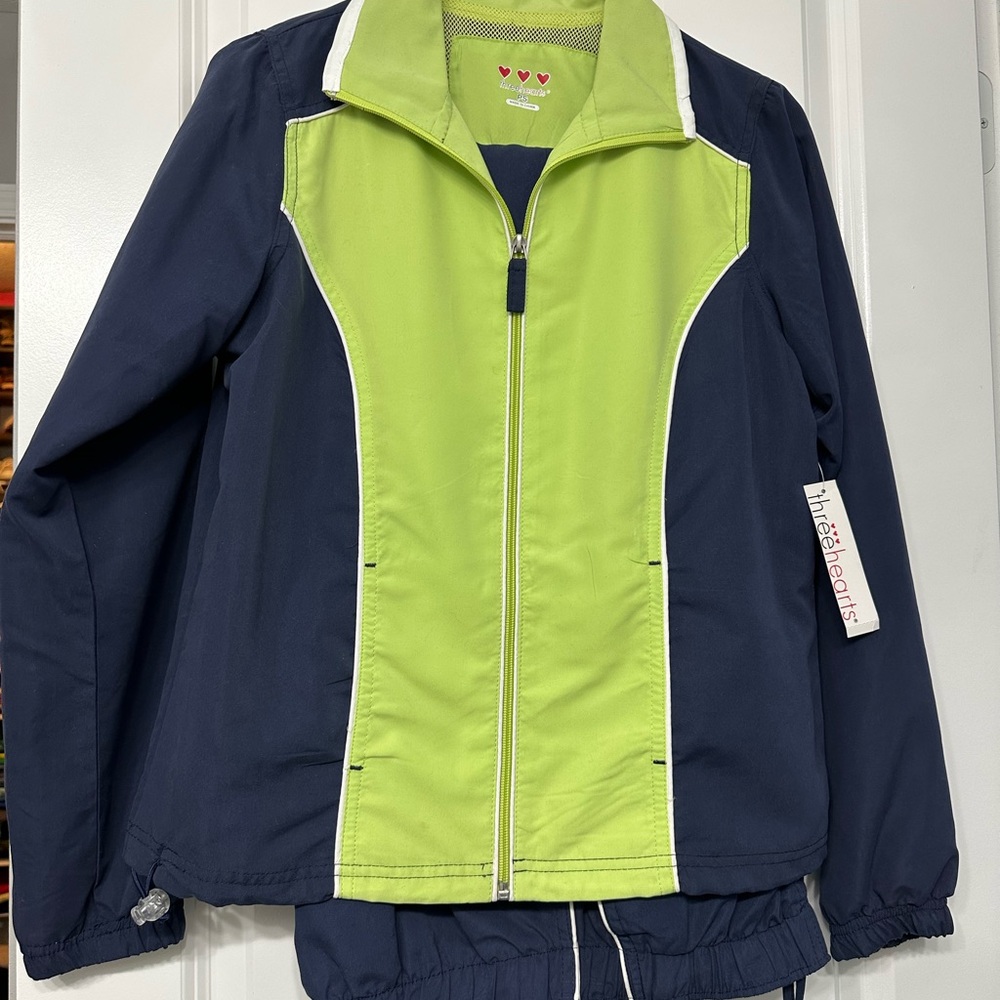 Petite Small New With Tags Three Hearts Navy and Lime Green Jogging Suit